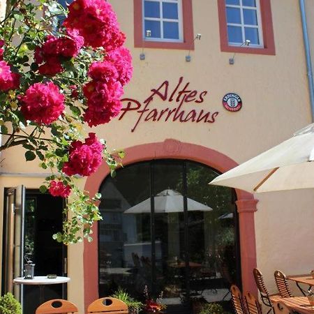 Altes Pfarrhaus Hotel Auw an der Kyll Buitenkant foto